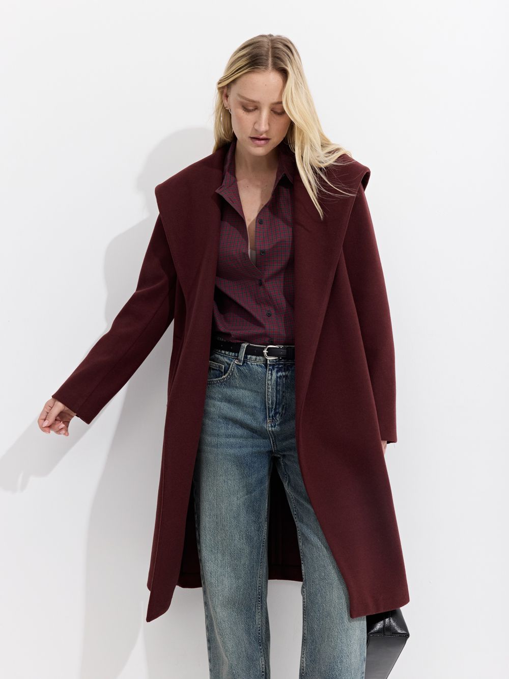 מעיל מעטפת עם חגורת קשירה