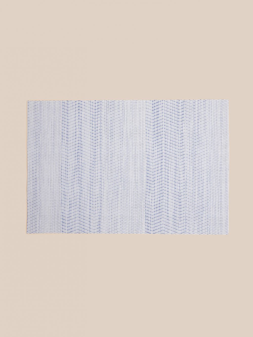 פלייסמנט וניל כחול לבן 30X45CM