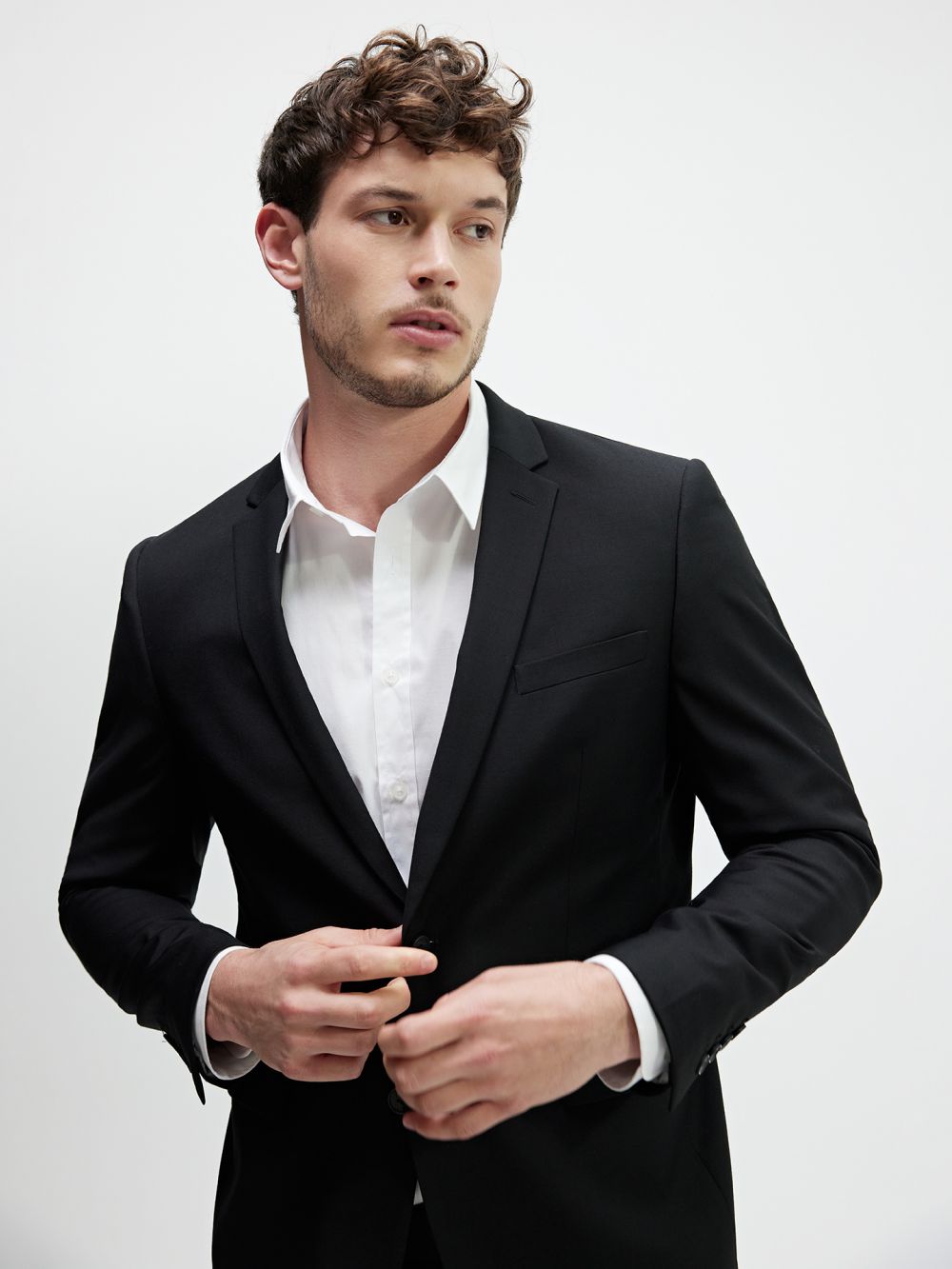 בלייזר מחויט Super Slim