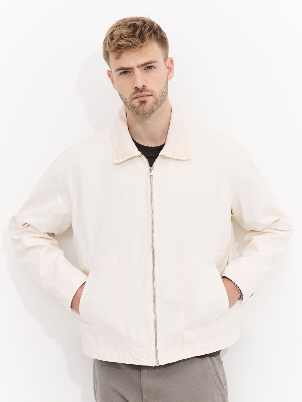 ג׳קט עם צווארון קורדרוי