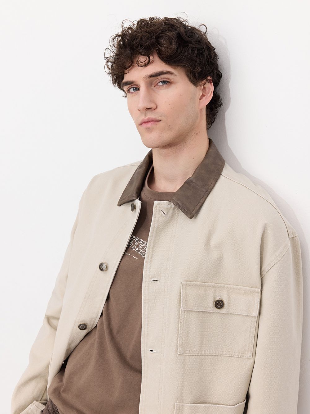 ג׳קט עם צאוורון קונטרסטי