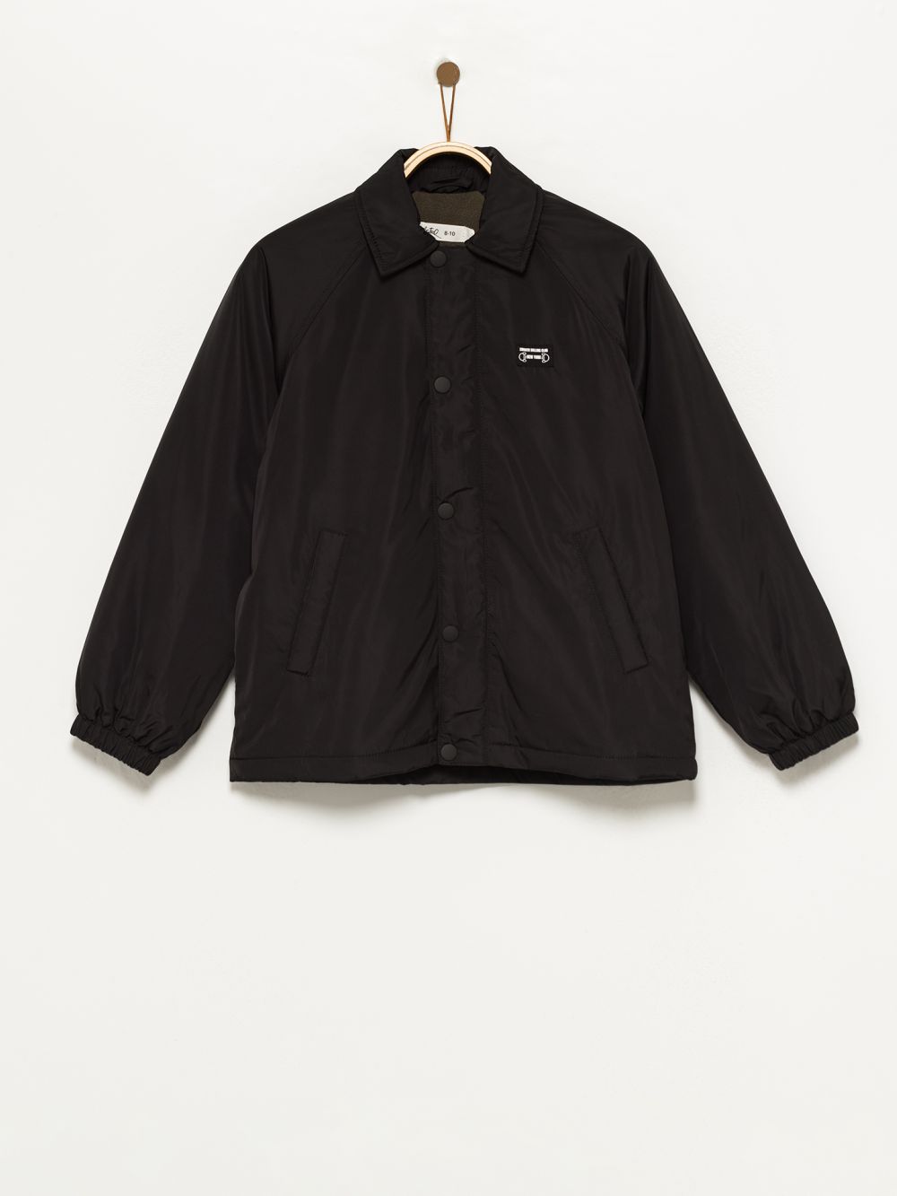 מעיל עם צווארון