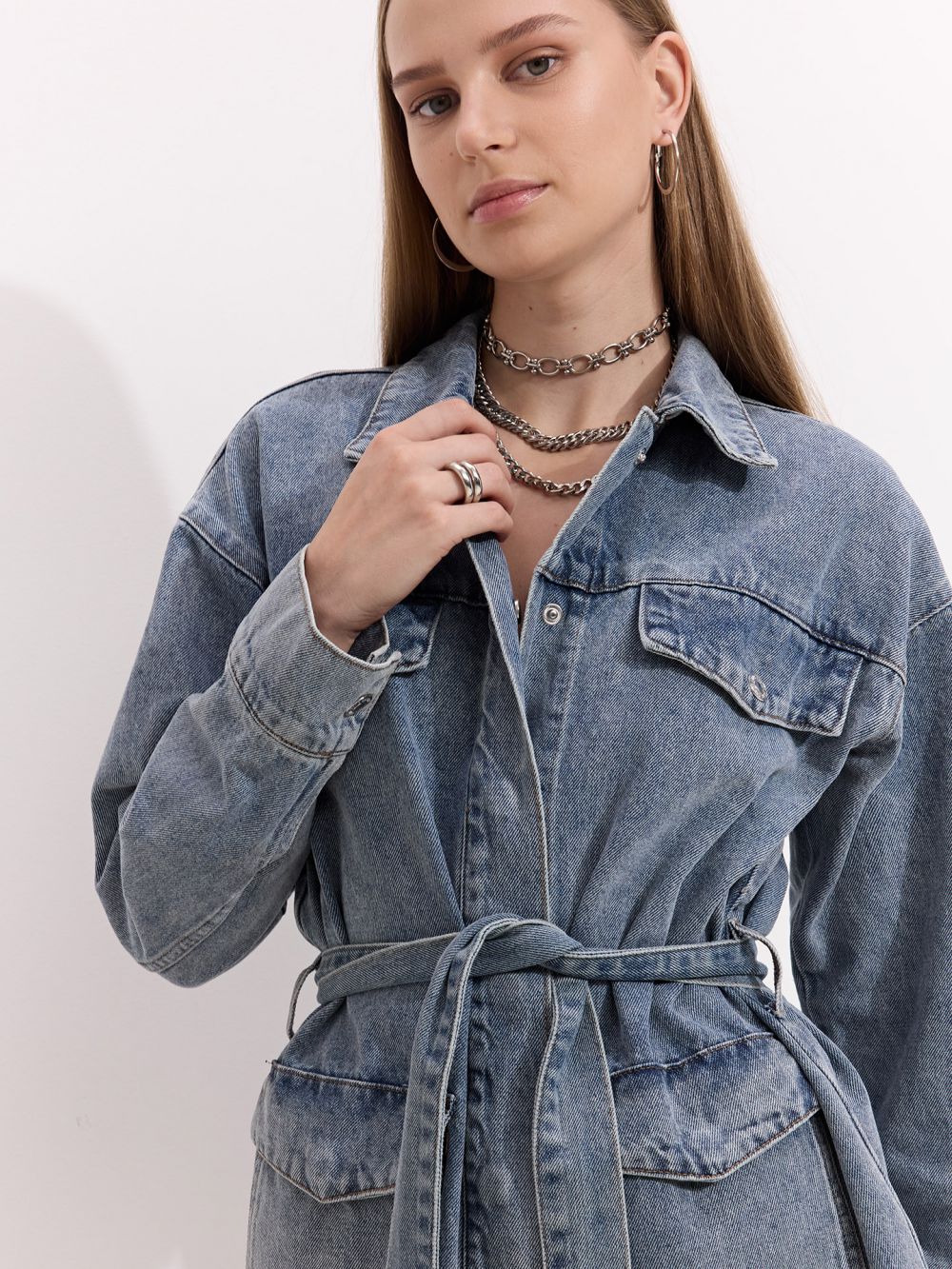ג׳קט ג׳ינס אוברסייז עם חגורה