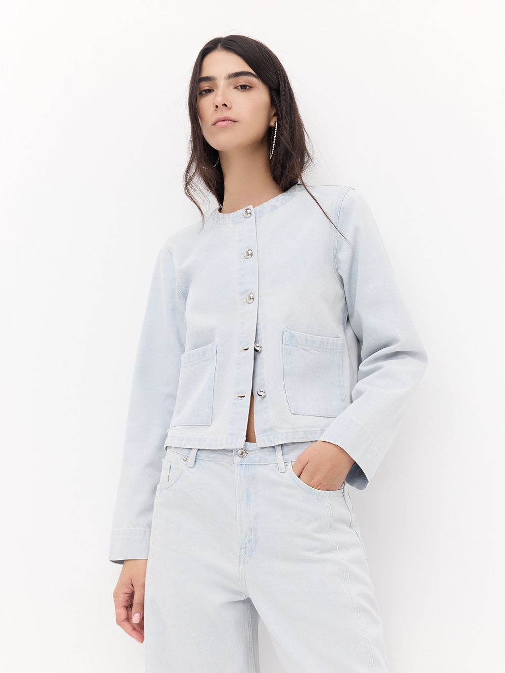 ג׳קט ג׳ינס בסגנון מחוייט