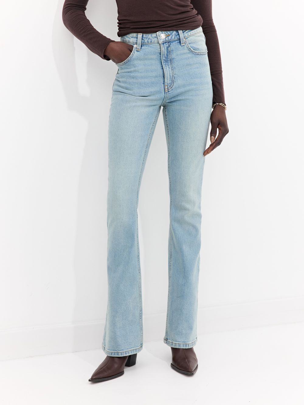 ג׳ינס בגזרה גבוהה FLARE