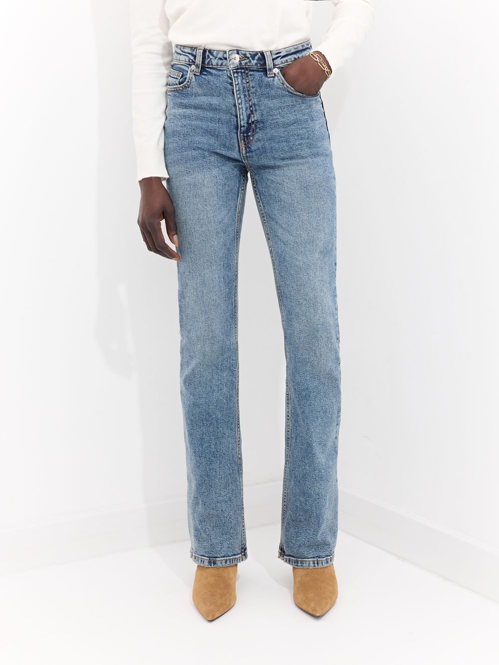 ג׳ינס בגזרה גבוהה FLARE