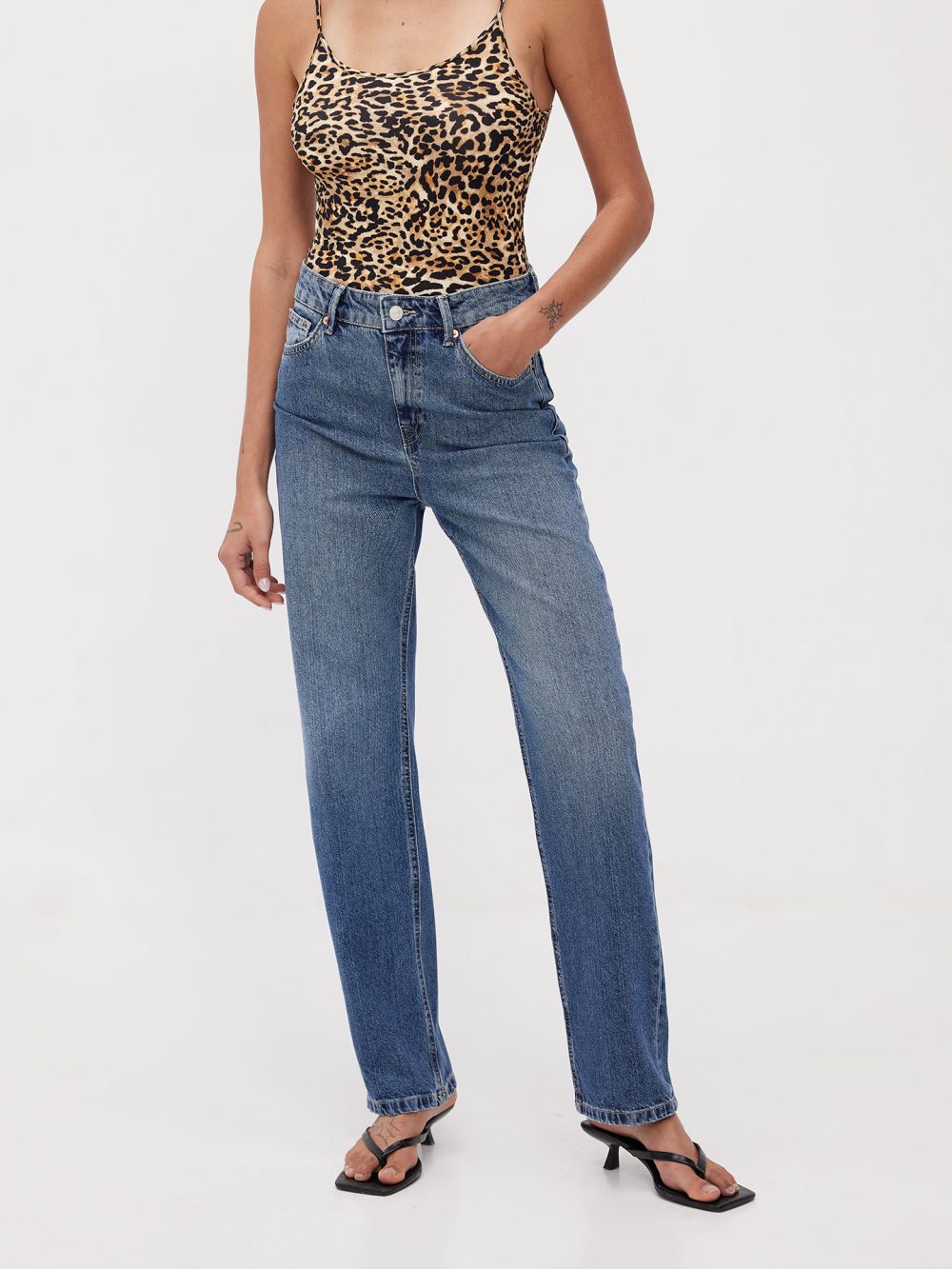 ג’ינס קלאסי STRAIGHT