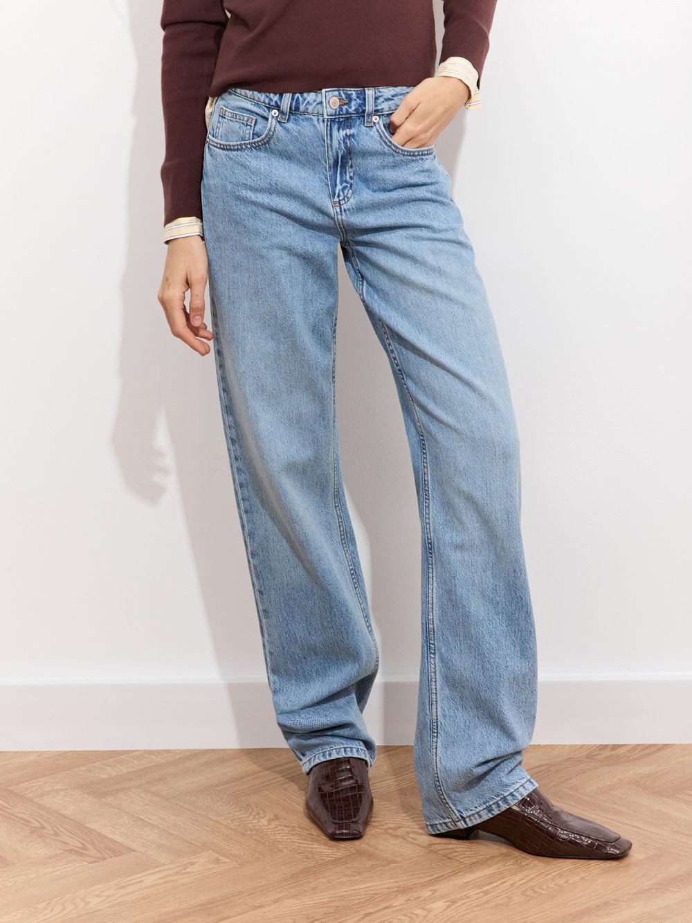 ג’ינס בגזרה גבוהה STRAIGHT