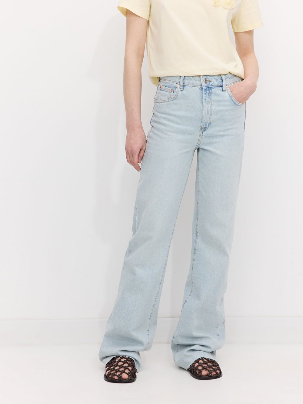 ג׳ינס WIDE-LEG