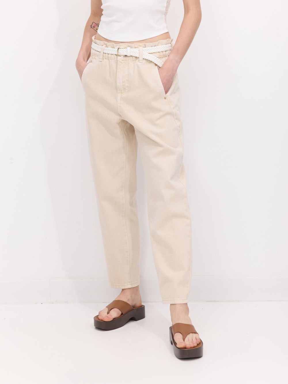 ג׳ינס BAGGY עם חגורה