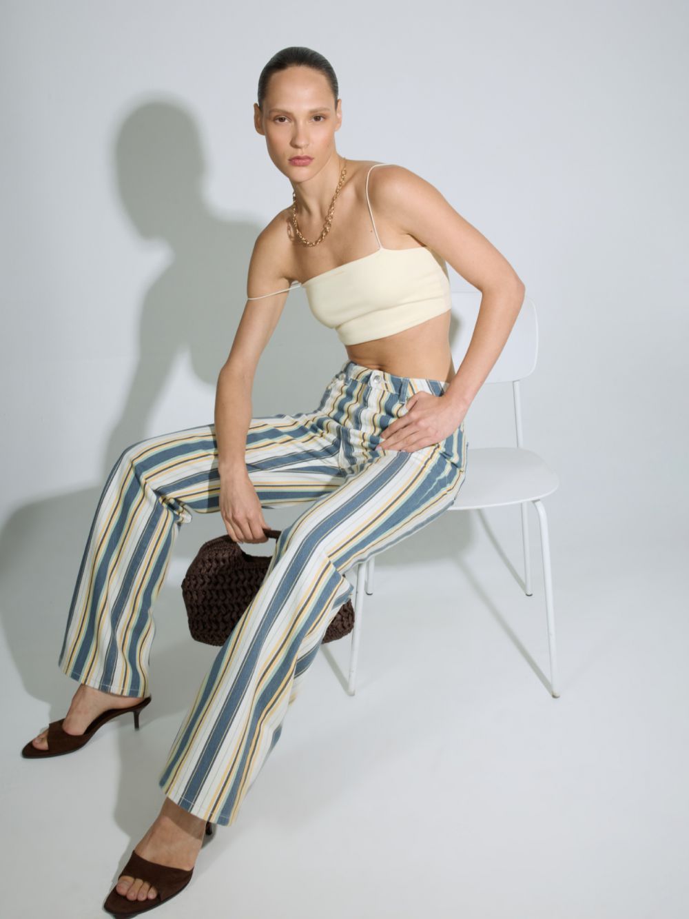 ג’ינס WIDE-LEG