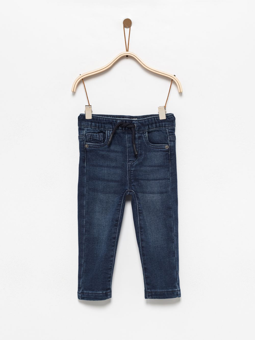 מכנסי ג’ינס ארוכים