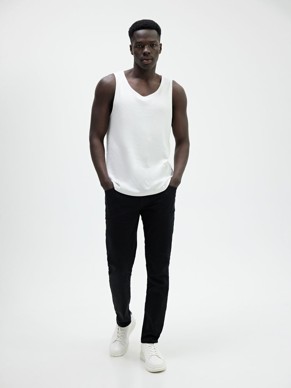 ג’ינס פרימיום SUPER SLIM