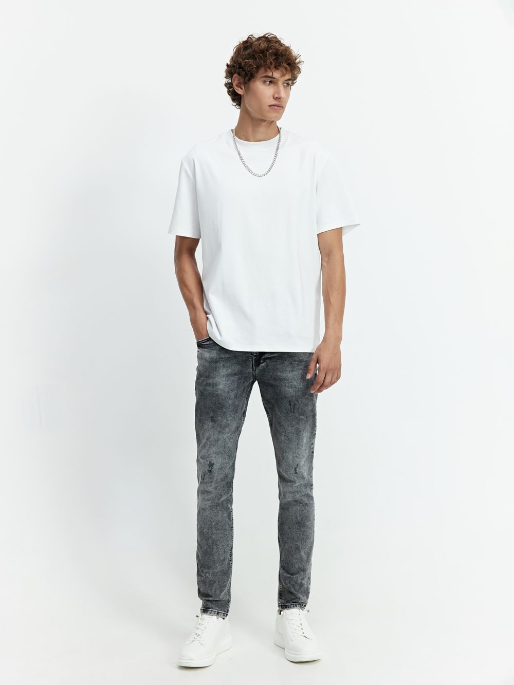 ג’ינס פרימיום SUPER SLIM