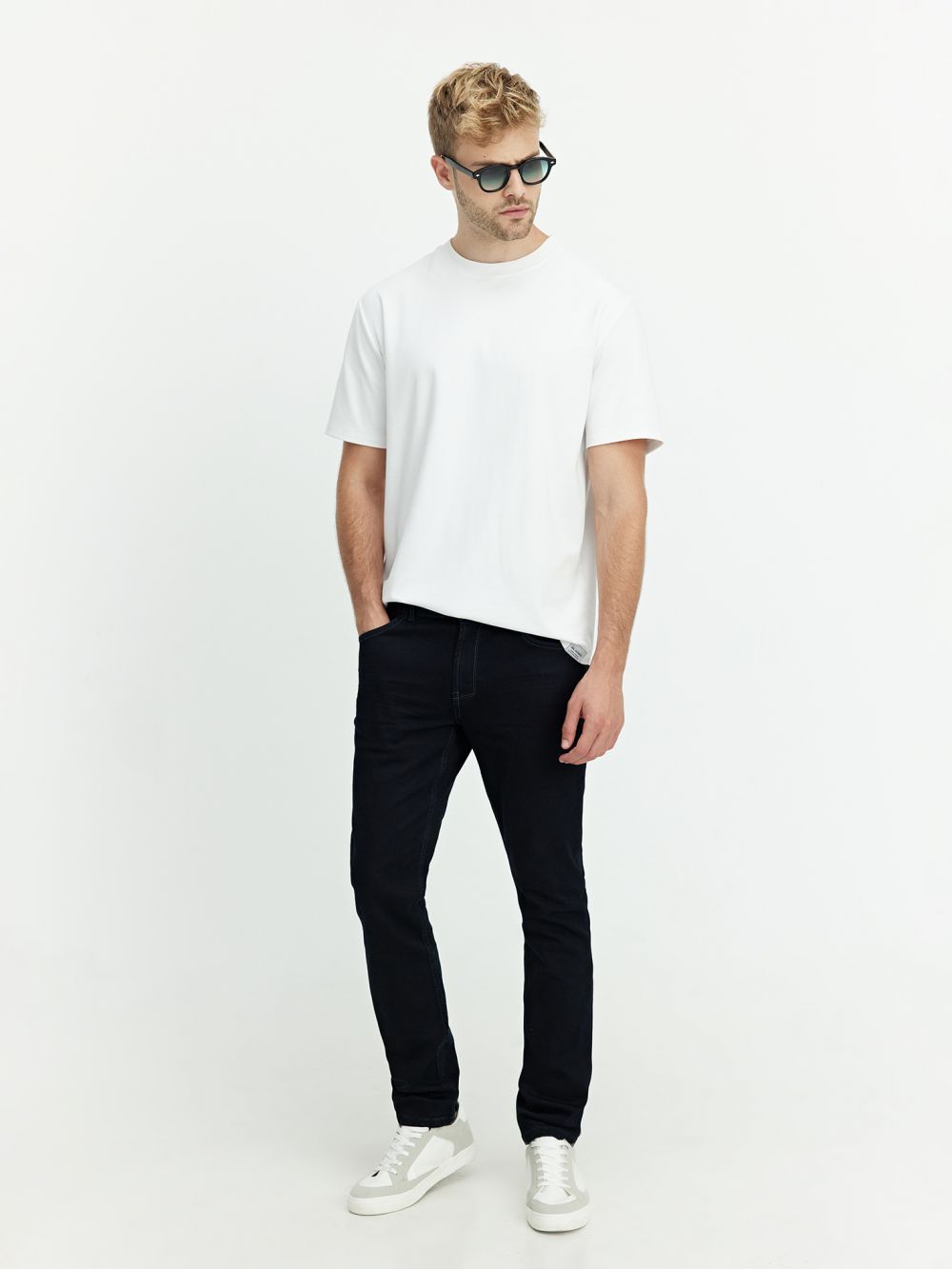 ג’ינס פרימיום SUPER SLIM