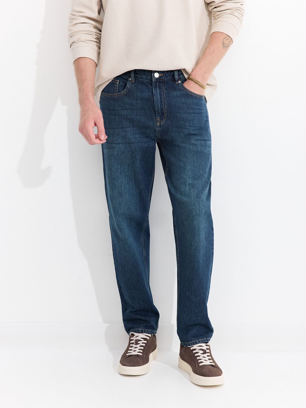 ג׳ינס בגזרת straight vintage