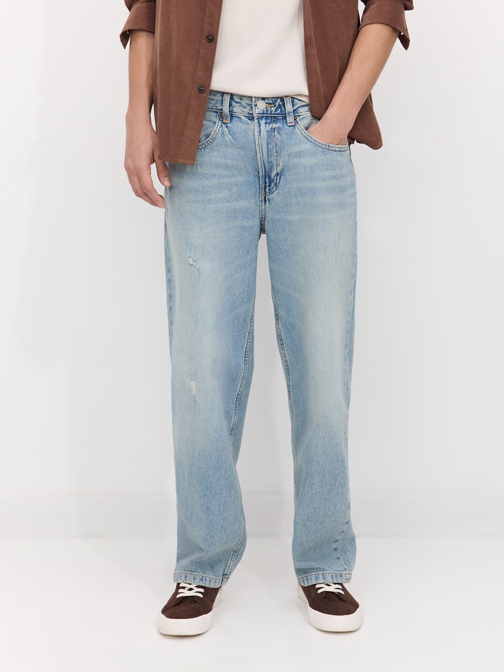 ג’ינס BAGGY משוחררים עם קרעים