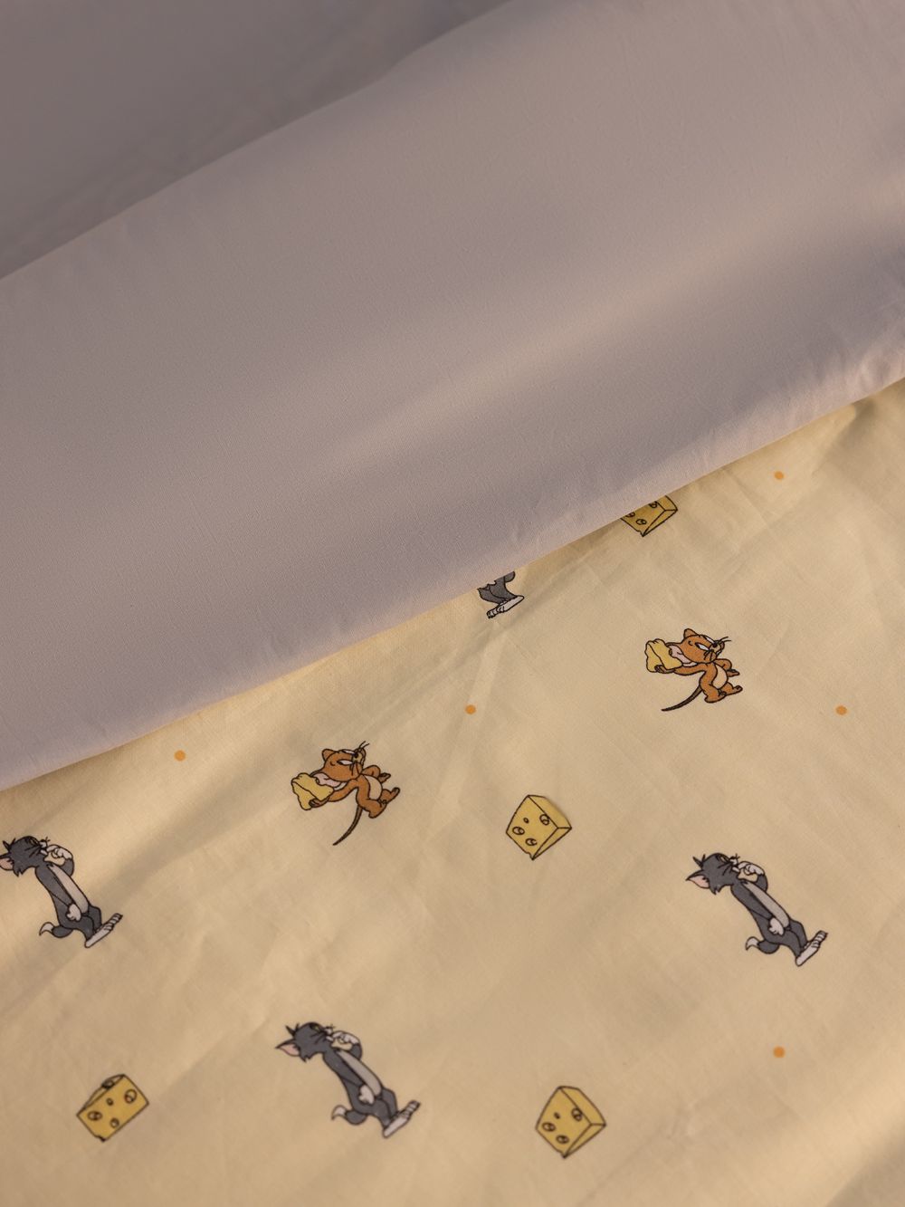 סט מצעים טום וגרי אפור