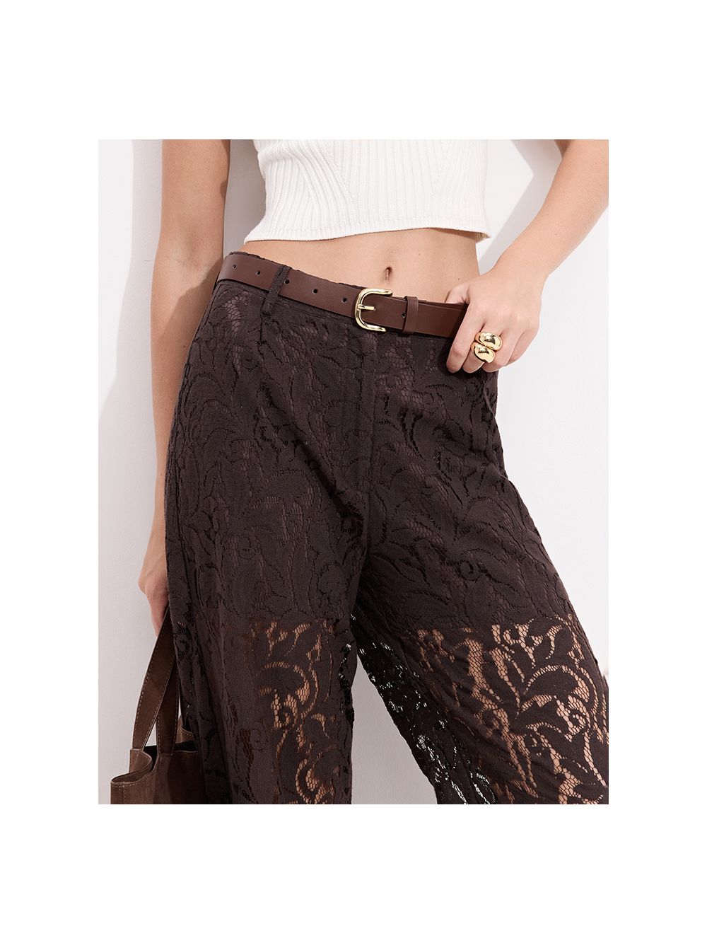 מכנסיים עם בטנה קצרה