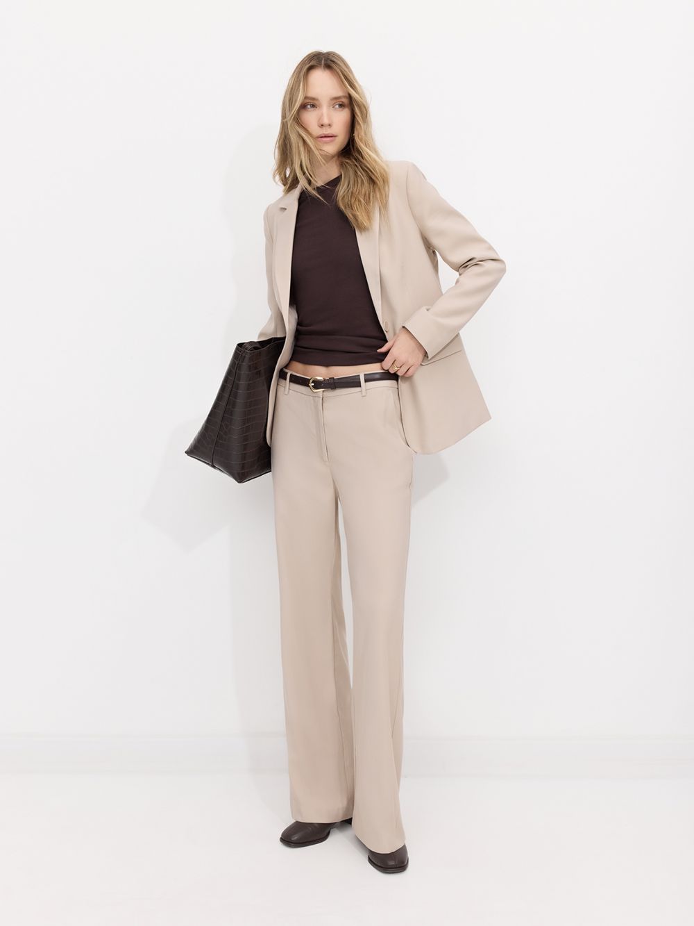 מכנסיים מחוייטים