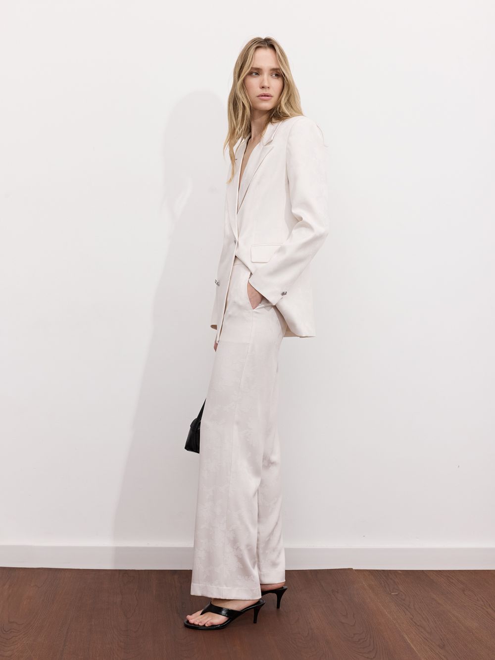 מכנסי ג’אקרד מחוייטים