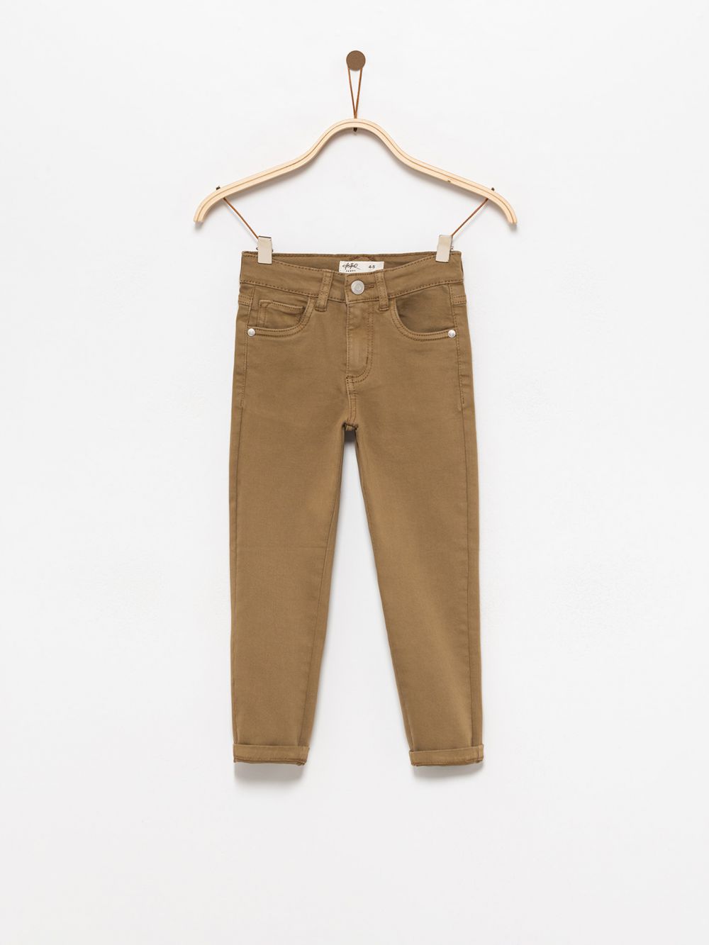 מכנסי ג’ינס ארוכים