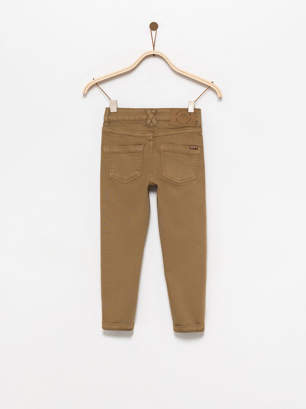 מכנסי ג’ינס ארוכים