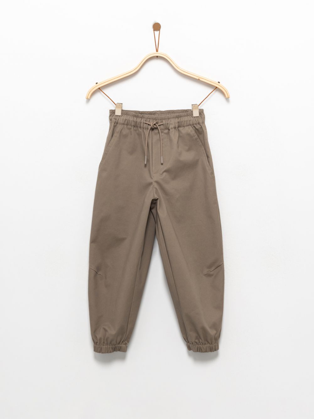 מכנסי JOGGER