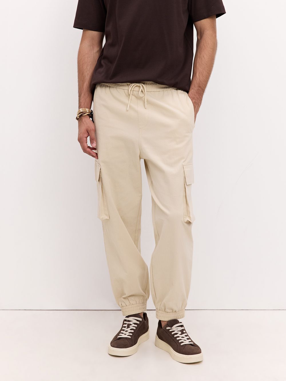 דגמ״ח JOGGER עם מותן אלסטית