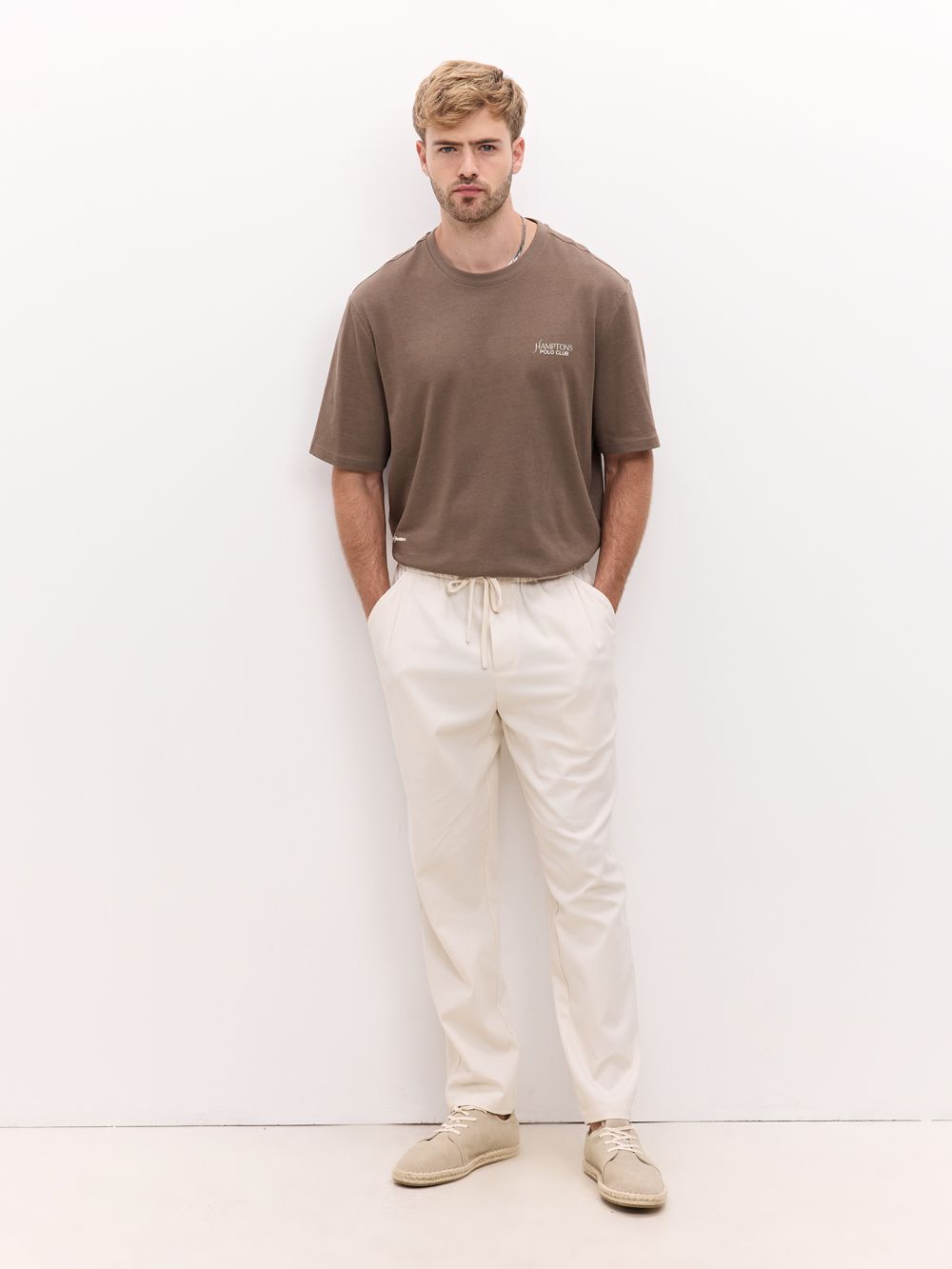 מכנס קרופ עם חגורה אלסטית