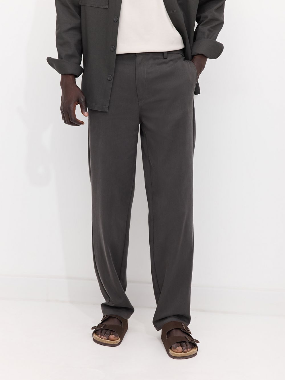 מכנסי STRAIGHT-CHINNO