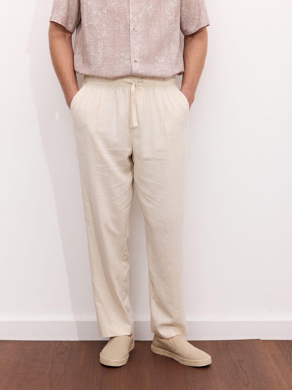 מכנסי תערובת פשתן עם גומי במותן