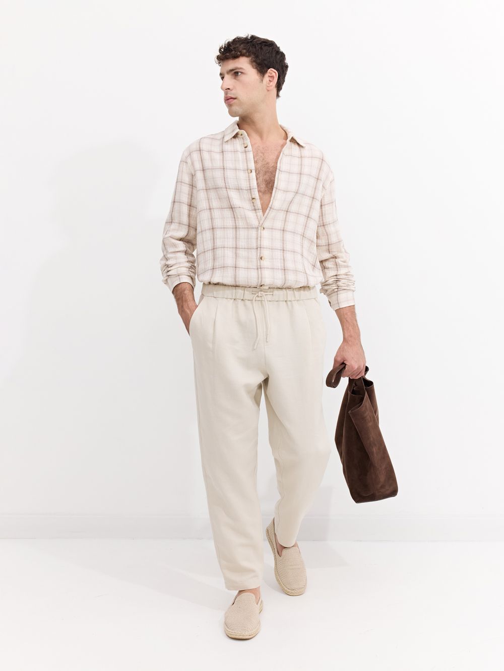 מכנסיים מחוייטים עם מותן אלסטית