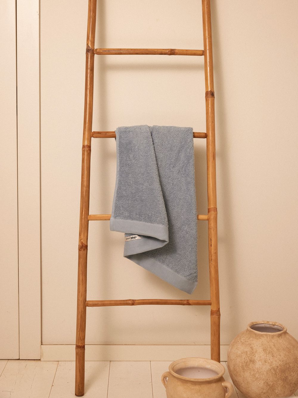 מגבת פנים וידיים בייסיק 40X60CM