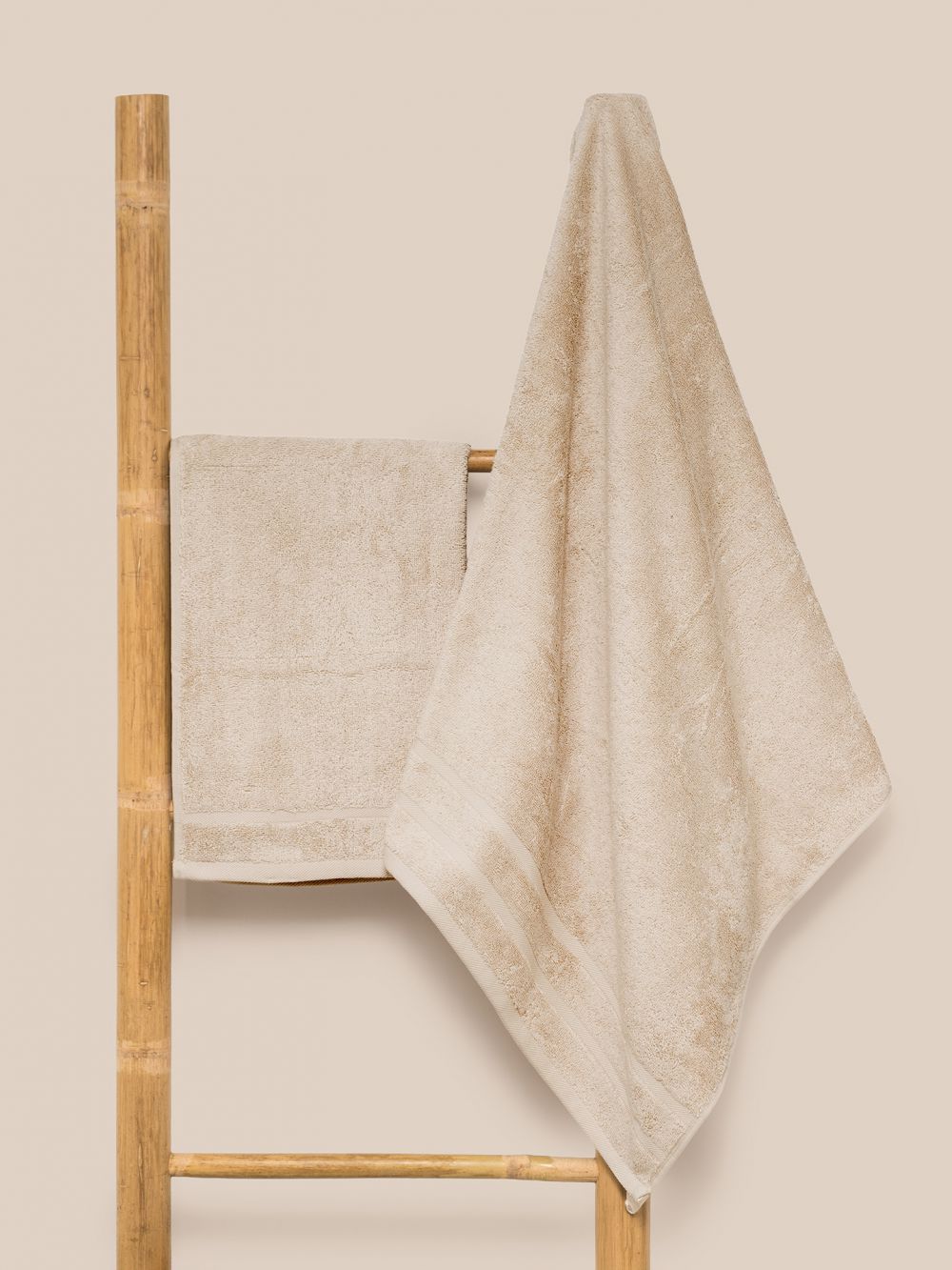 מגבת במבוק בשילוב כותנה 600GSM 50X70CM