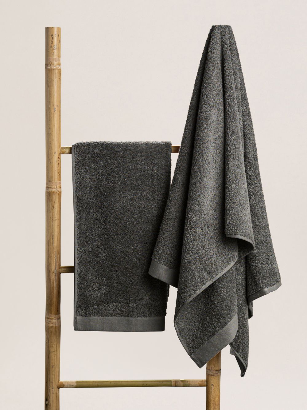 מגבת גוף בייסיק 90X140CM