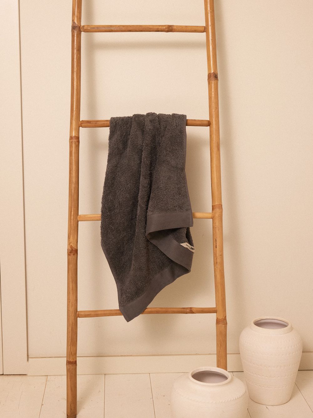 מגבת גוף בייסיק 70X130CM