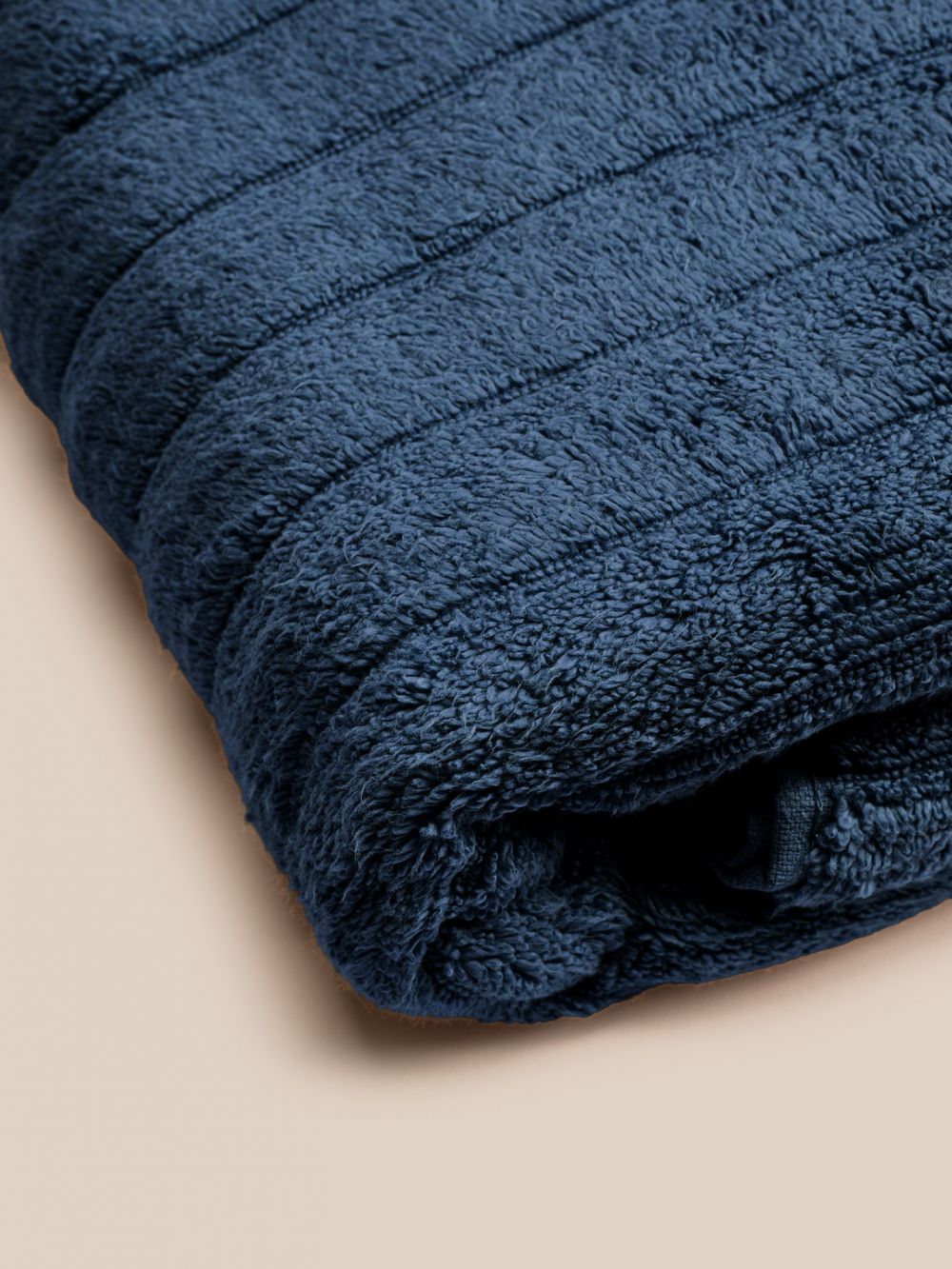 מגבת זירו טוויסט 90*140 ס”מ