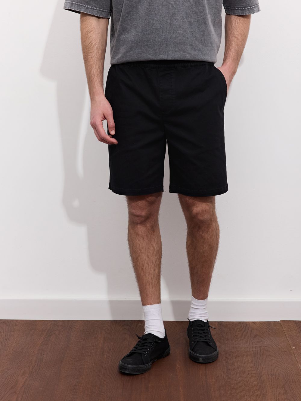 ברמודה עם גומי במותן