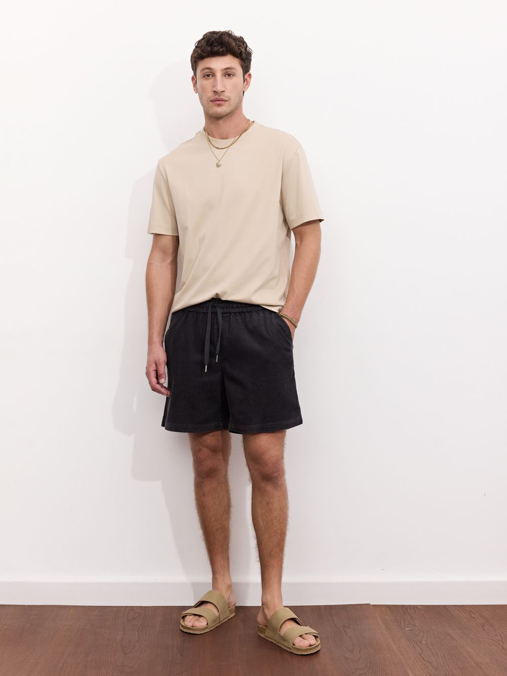 מכנסי קורדורוי עם מותן אלסטית