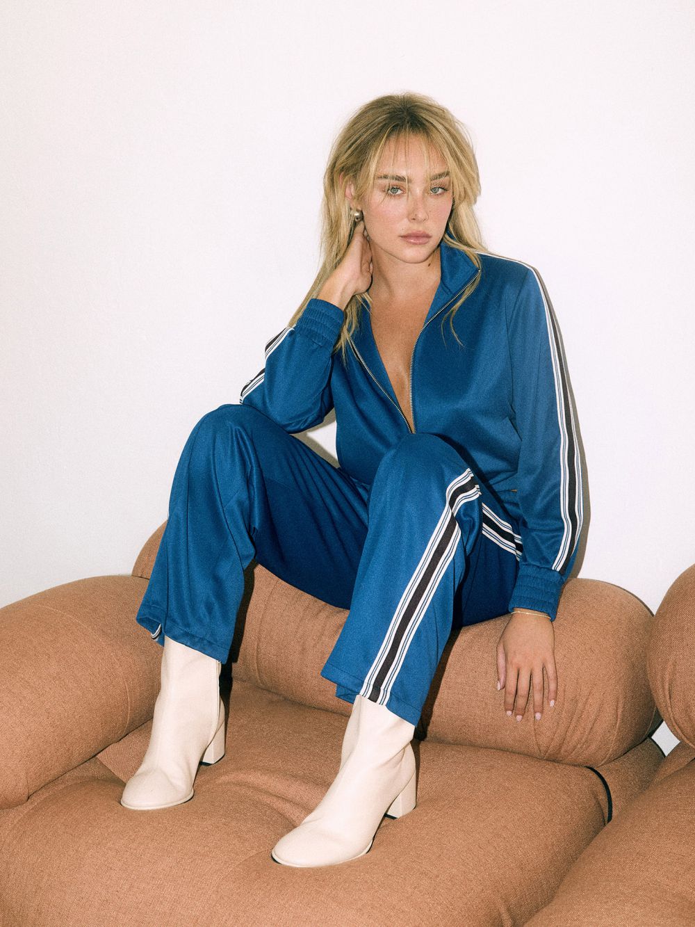 מכנסיים בסגנון Tracksuit