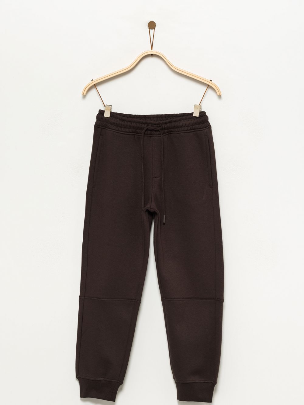 מכנסיים עם חתך