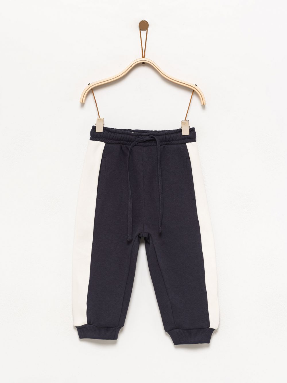 מכנסי פוטר פסים בצדדים