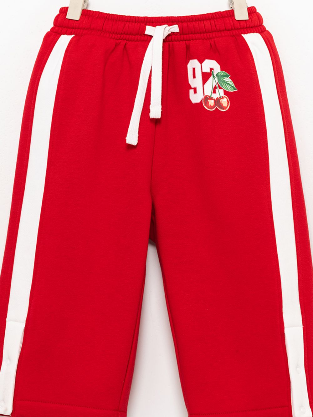 מכנסיים עם הדפס