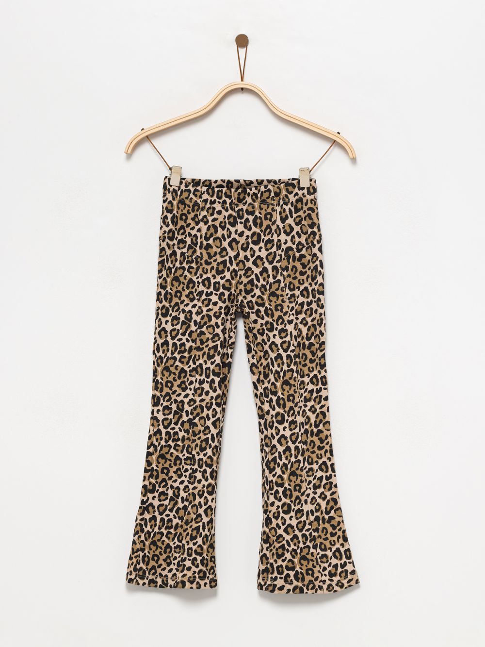 טייטס עם חתכים