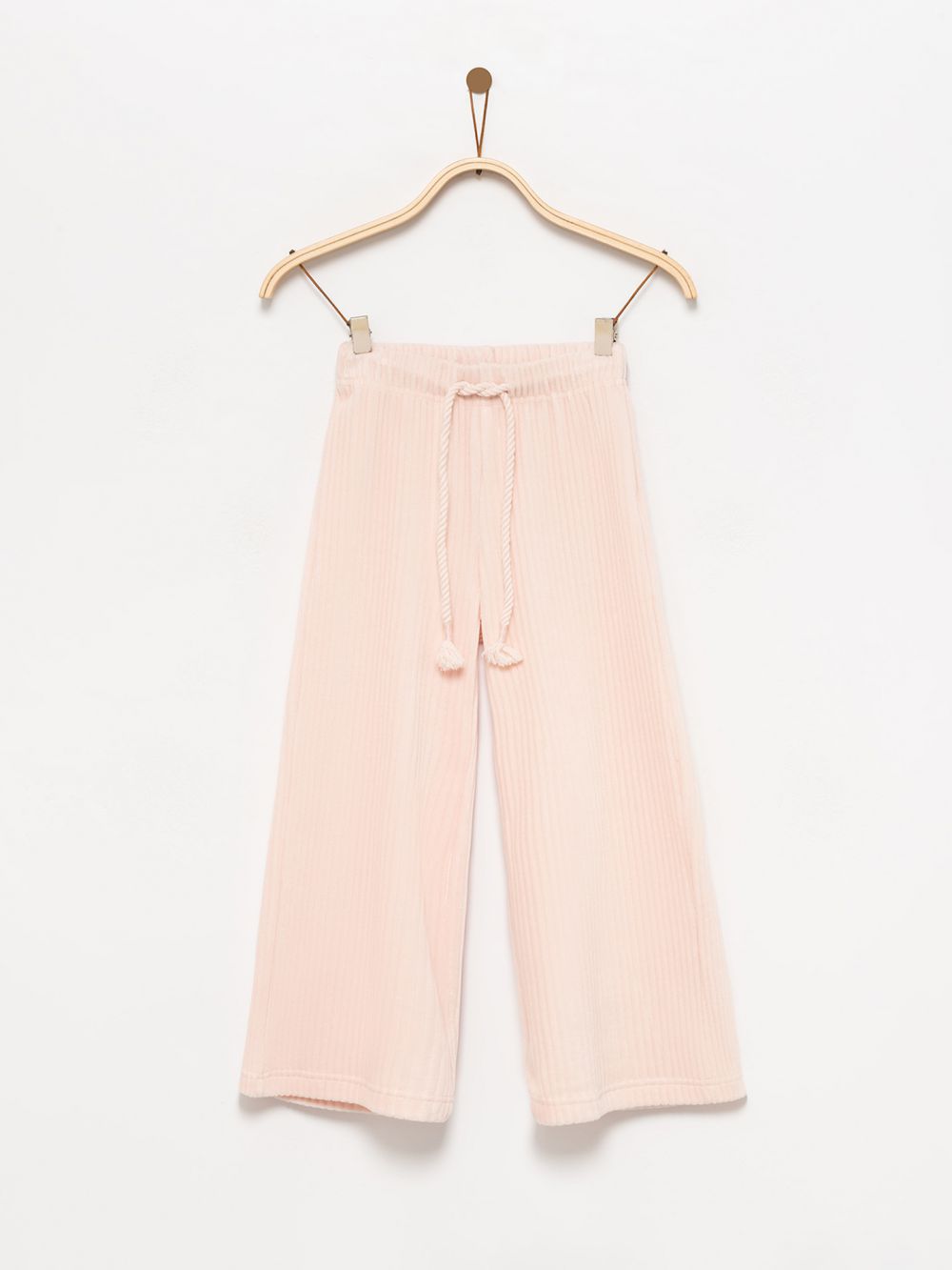 מכנסים מתרחבים