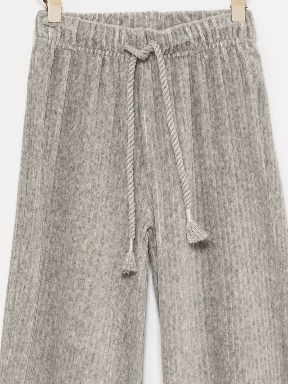 מכנסים מתרחבים