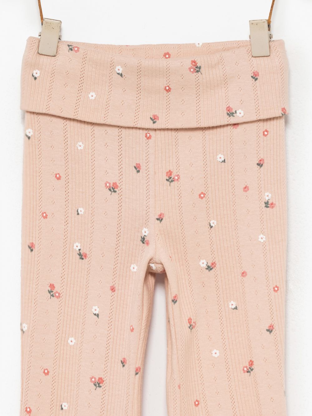 מכנסי פוינטל