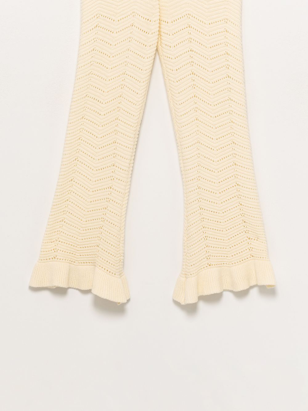 מכנסיים סרוגים