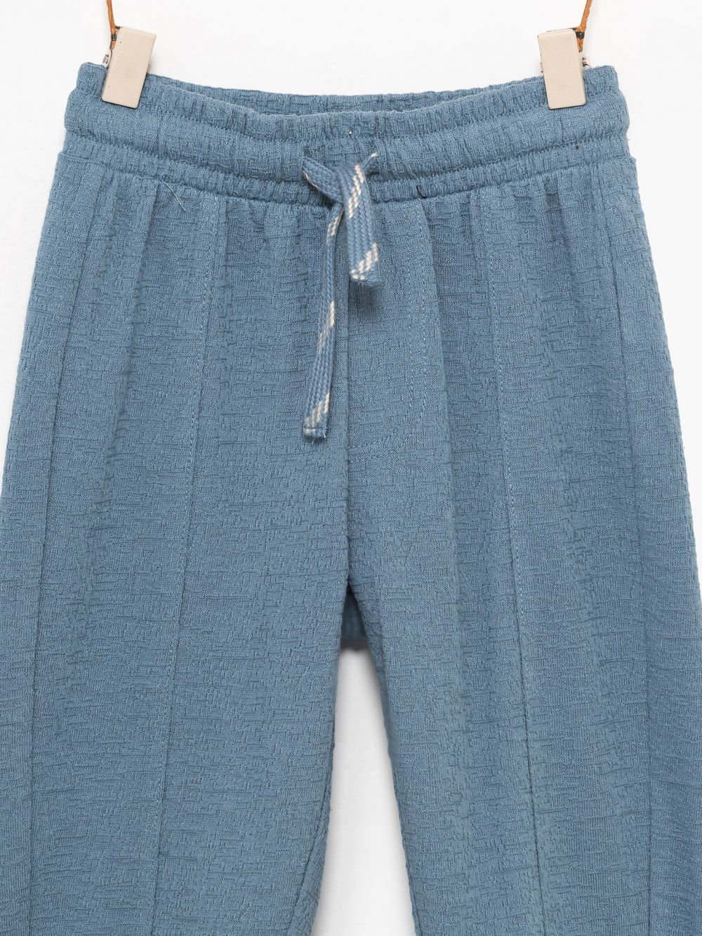 מכנסי טקסטורה ארוכים